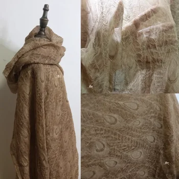 Крепированная ткань с плиссированным принтом верблюжьего цвета, узор из павлиньих перьев, дизайнерская ткань для шитья одежды, метры ткани, материал для поделок